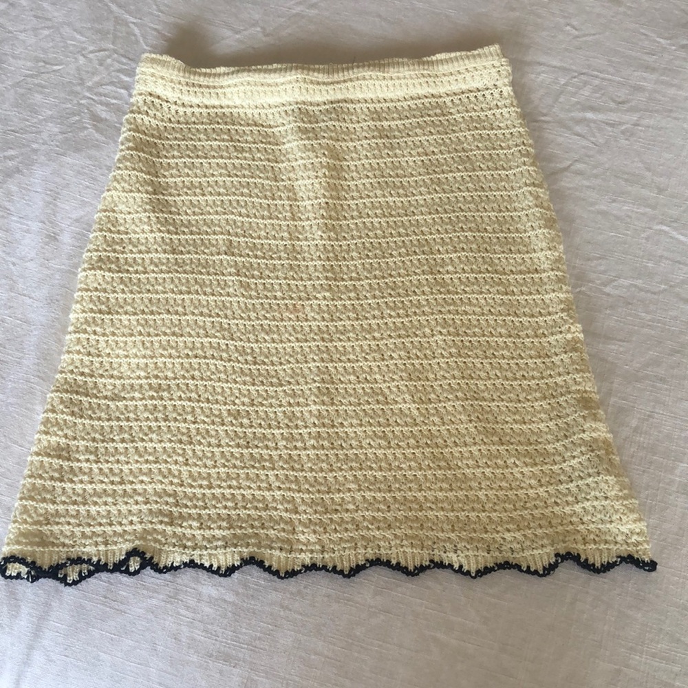 High waisted crochet skirt